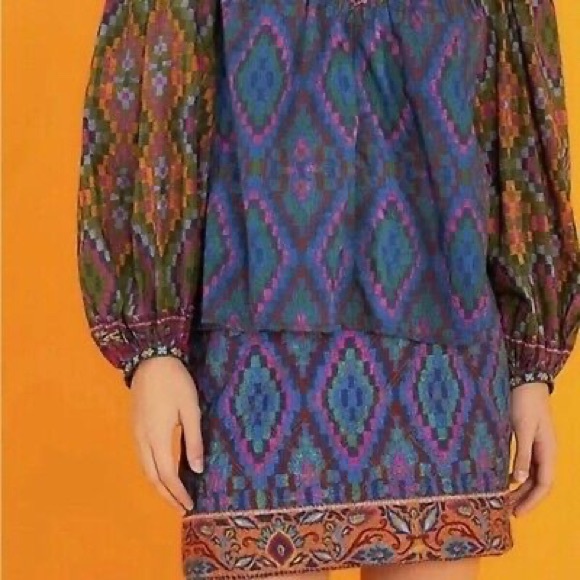 FARM RIO Tapestry Scarf
Blue Mini Skirt Size 0 - Picture 6 of 16